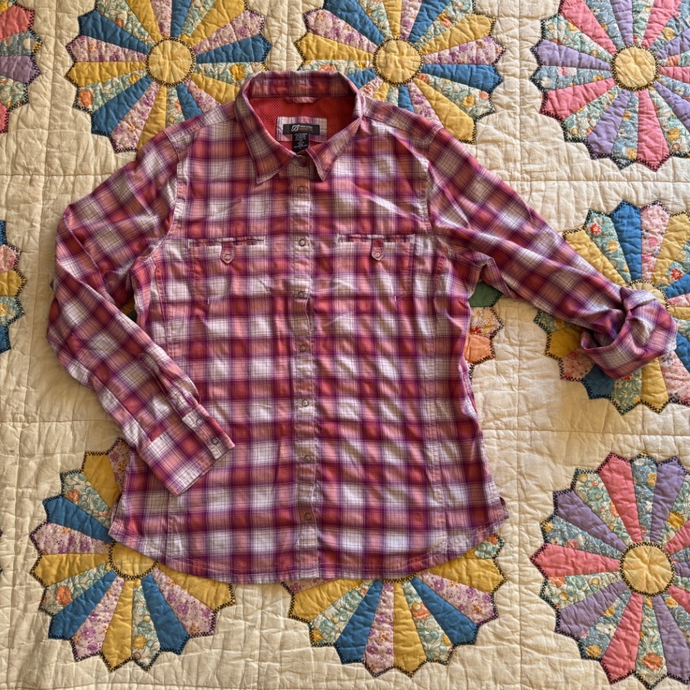 Eddie Bauer Sport Women Hiking Fishing Shirt Size L Pink Plaid Vented Snap Up